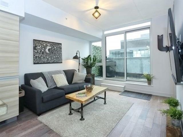 911 - 1190 Dundas St E