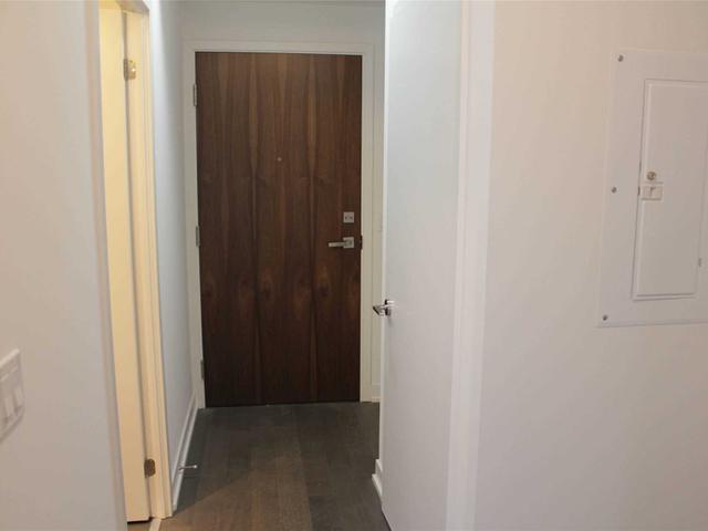 504 - 25 Baseball Pl