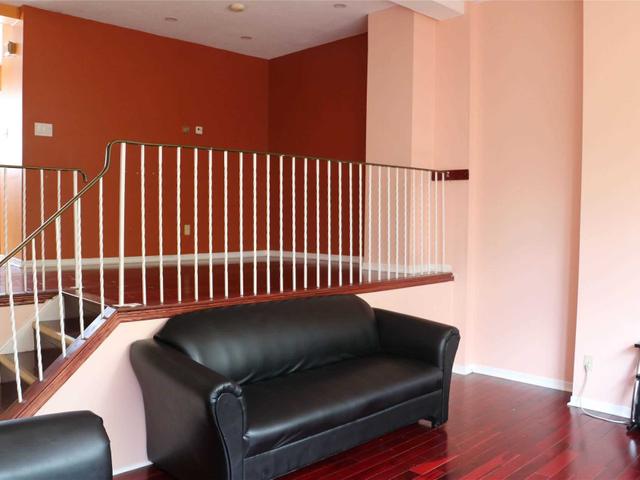 68 - 30 Wingarden Crt