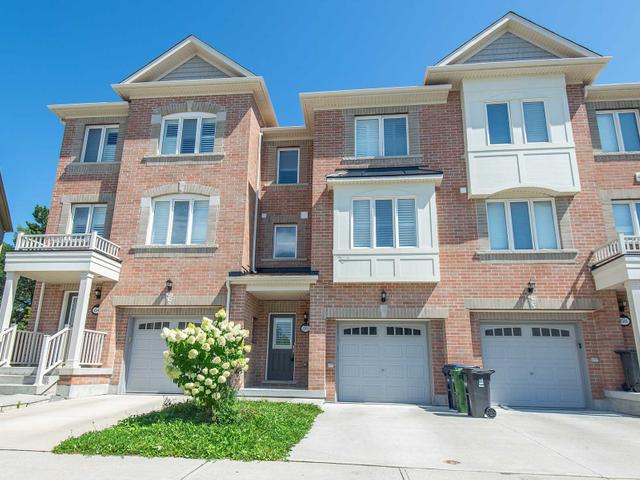 Mb Unit - 66 Pringdale Gardens Circ