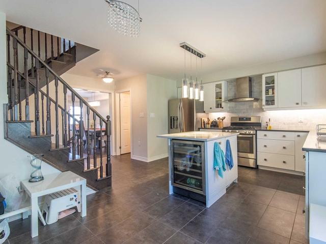 Mb Unit - 66 Pringdale Gardens Circ