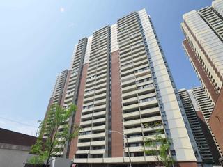 1808 - 5 Massey Sq