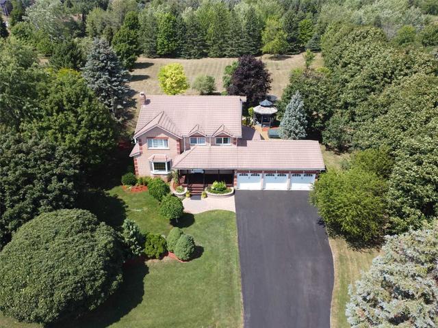 3 Taunus Crt