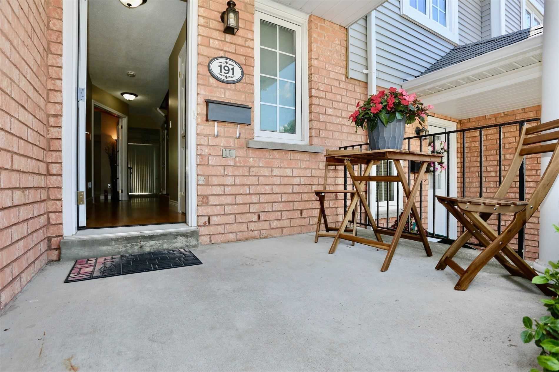 191 10 Bassett Blvd, Whitby Sold, E4832971 Condos.ca