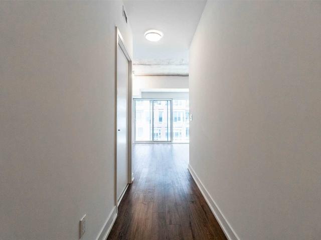 507 - 15 Baseball Pl