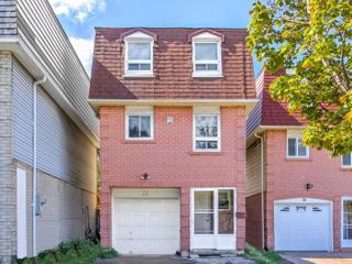 33 Kimbercroft Crt