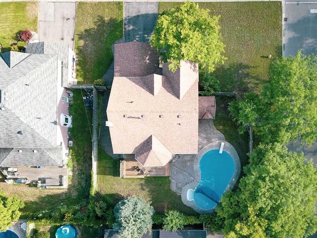 122 Lake Driveway Dr W