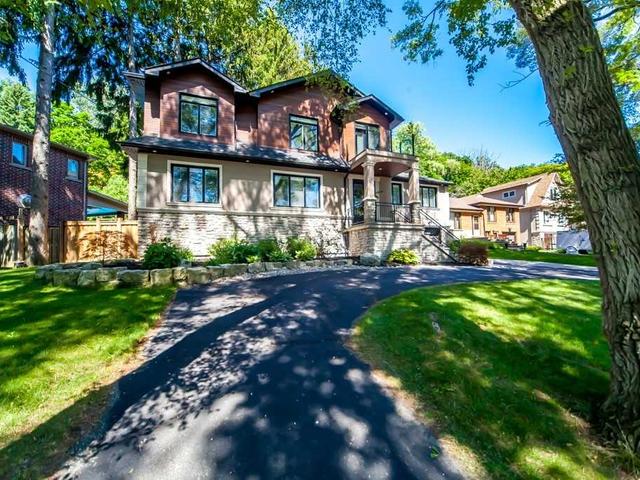 30 Catalina Dr