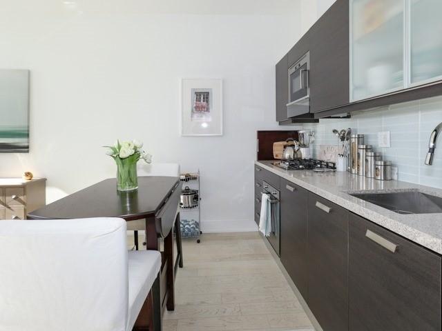 210 - 66 Kippendavie Ave