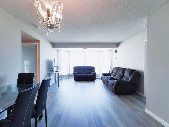 2005 - 1 Lee Centre Dr