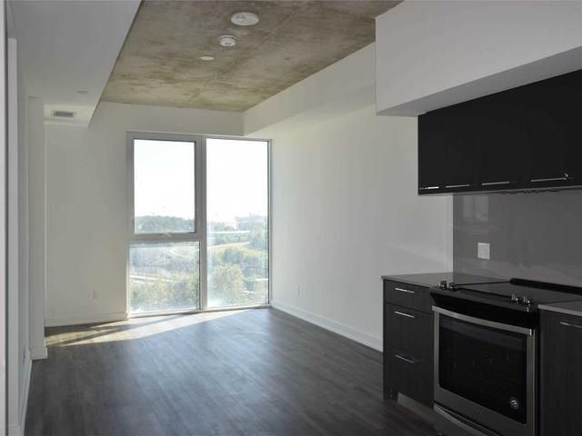 705 - 15 Baseball Pl