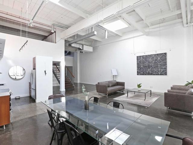 109 - 326 Carlaw Ave