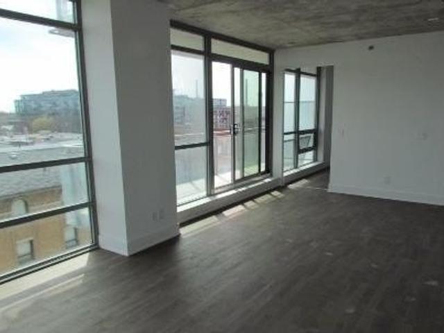 507 - 630 Queen St E