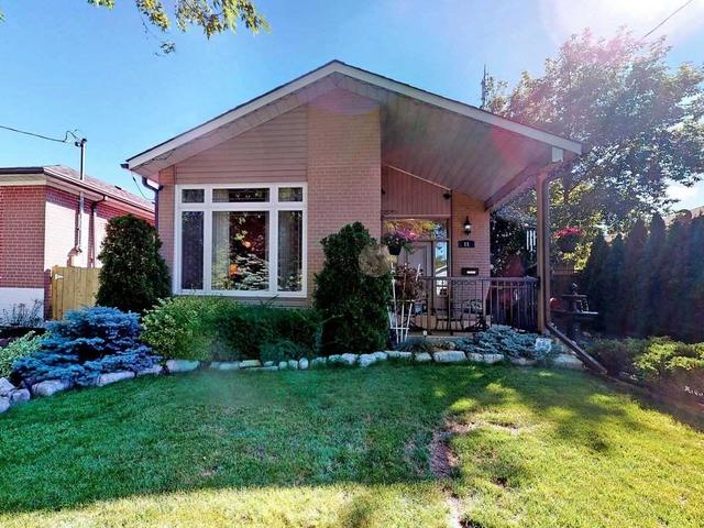 11 Wagner Dr