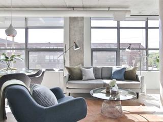 308 - 319 Carlaw Ave