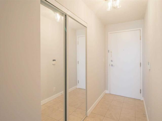 3316 - 36 Lee Centre Dr