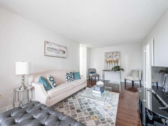 411 - 90 Ling Rd