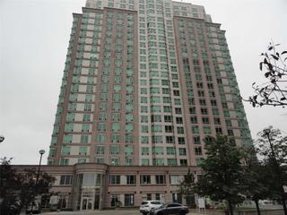803 - 1 Lee Centre Dr