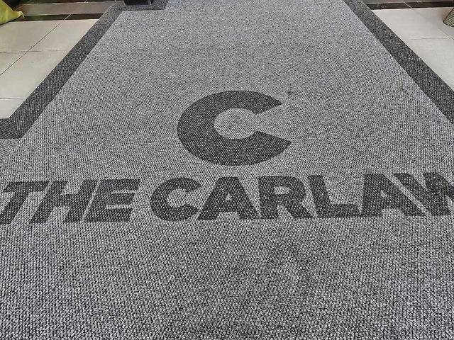 1024 - 1190 Dundas St E