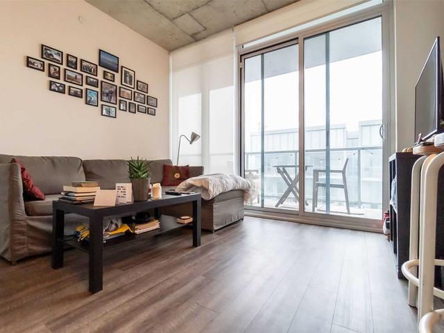 1302 - 15 Baseball Pl