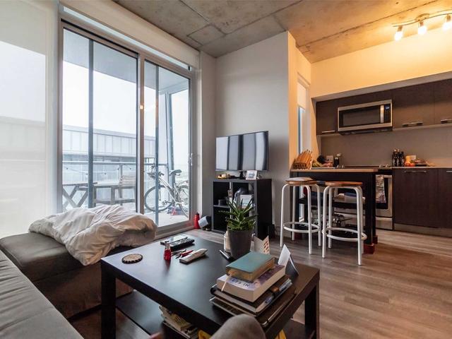 1302 - 15 Baseball Pl