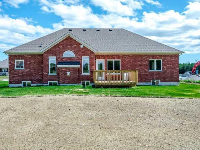 42 Charles Tilley Cres