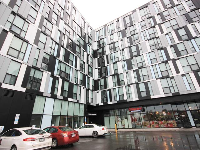 830 - 1900 Simcoe St N