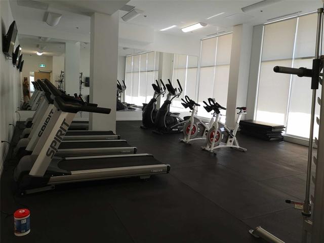 830 - 1900 Simcoe St N