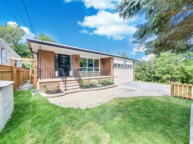 364 Sheppard Ave
