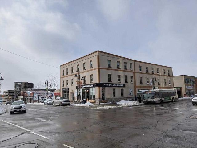 307 - 66 King St W