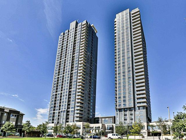 709 - 255 Village Green Sq