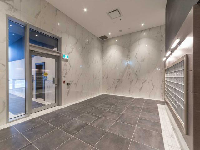 506 - 15 Baseball Pl