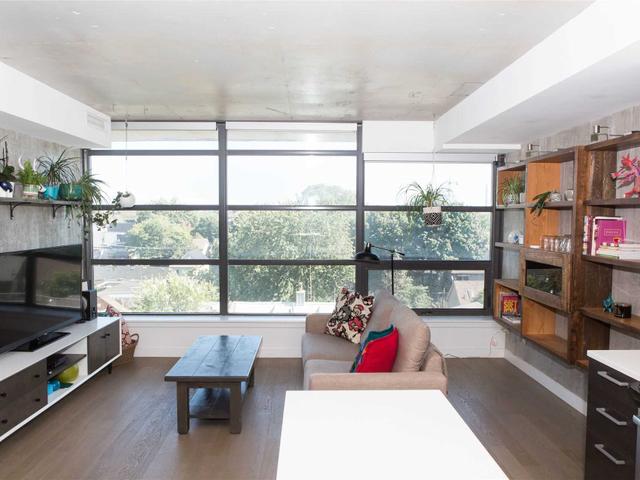 502 - 90 Broadview Ave