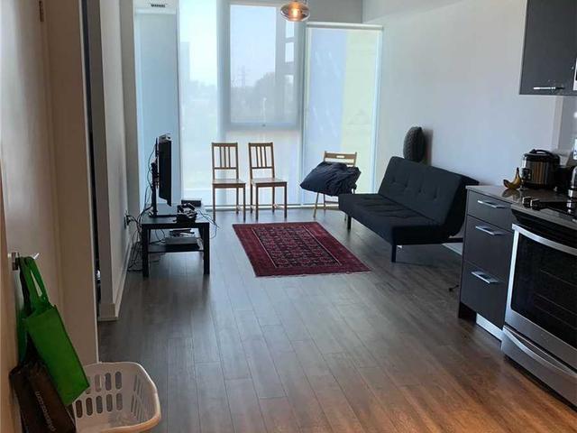 305 - 15 Baseball Pl