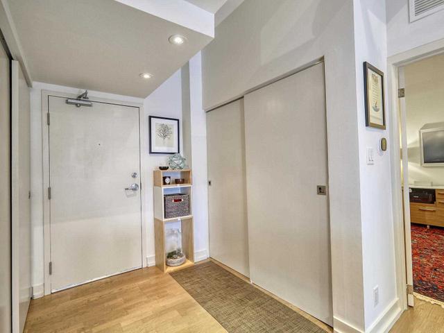 204 - 1852 Queen St E