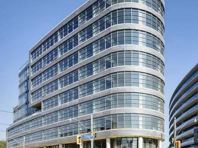 904 - 1201 Dundas St E