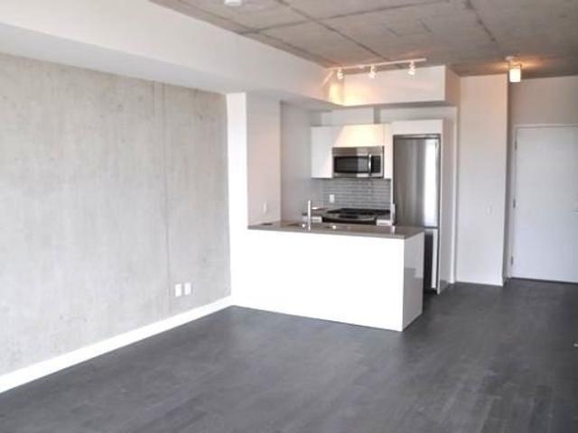 904 - 1201 Dundas St E