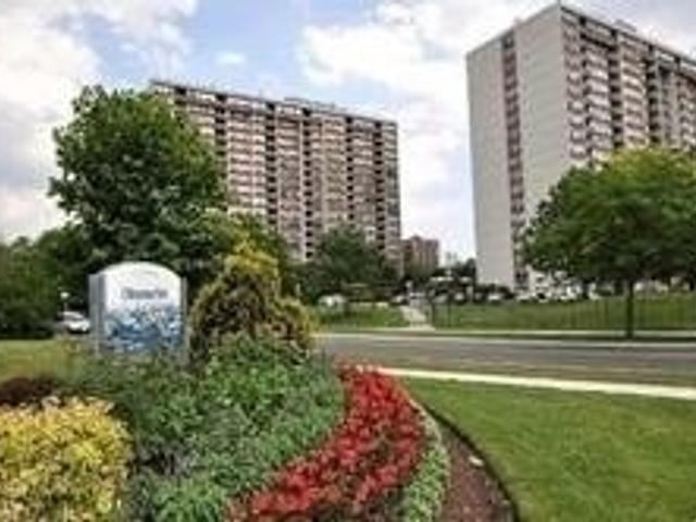 1607 - 25 Silver Springs Blvd