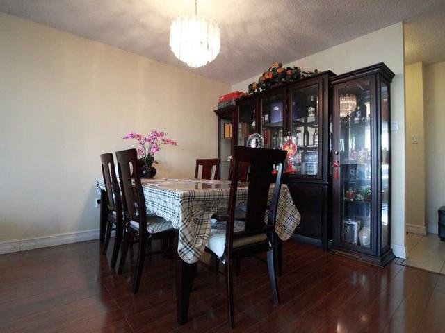 1607 - 25 Silver Springs Blvd
