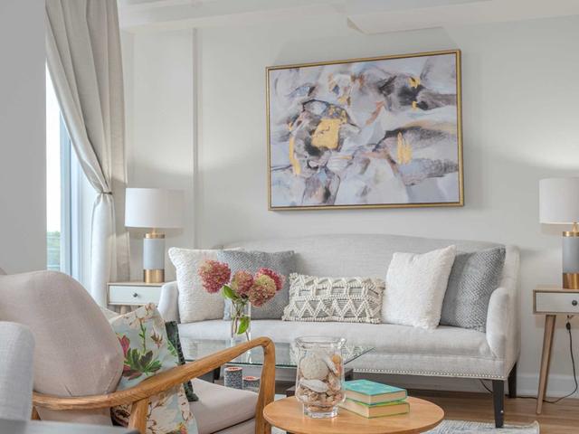 405 - 580 Kingston Rd