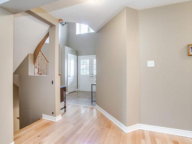 36 West Side Dr