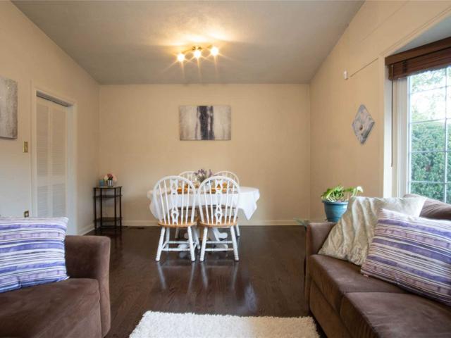 6 Shediac Rd