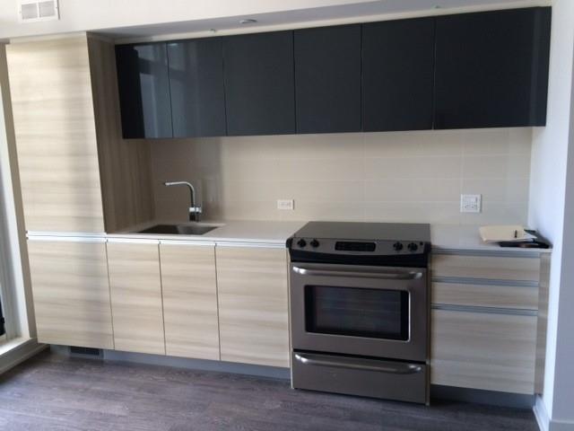 204 - 1190 Dundas St E