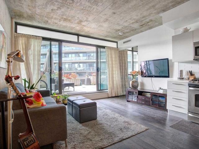 312 - 1201 Dundas St E