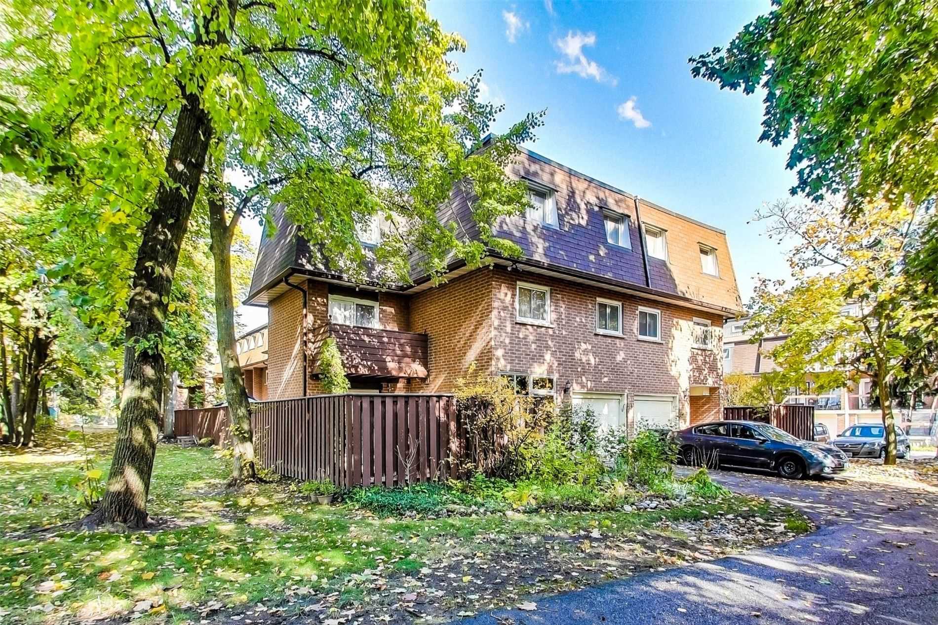 28 152 Homestead Rd, Scarborough Sold, E4970029 Condos.ca