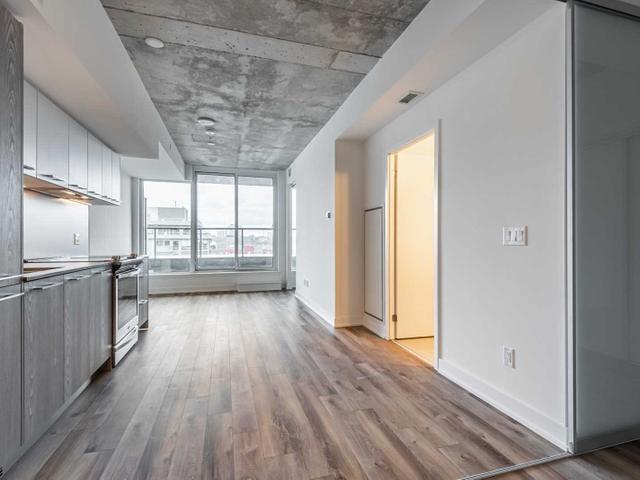 921 - 30 Baseball Pl