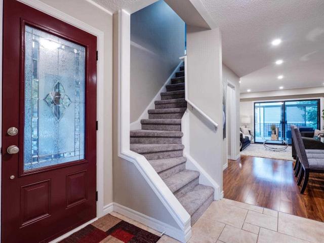 71 Andrea Rd