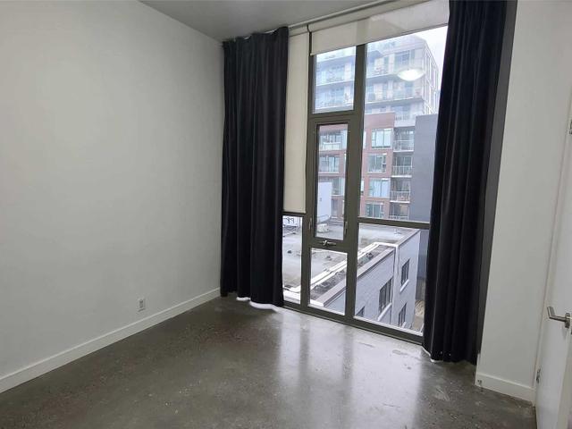 412 - 625 Queen St E