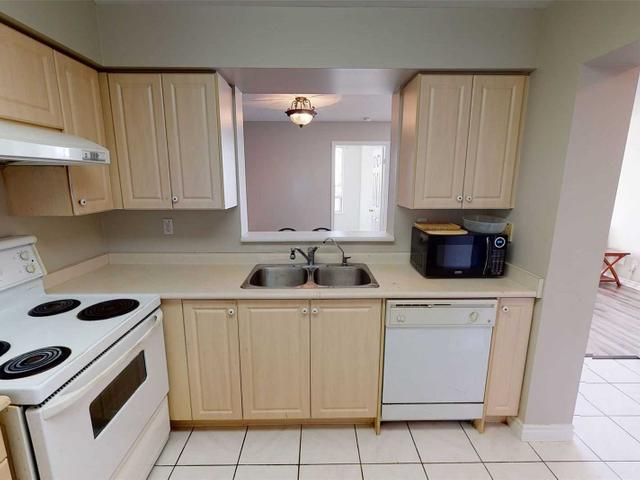 1906 - 5039 Finch Ave E