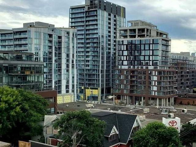 605 - 15 Baseball Pl